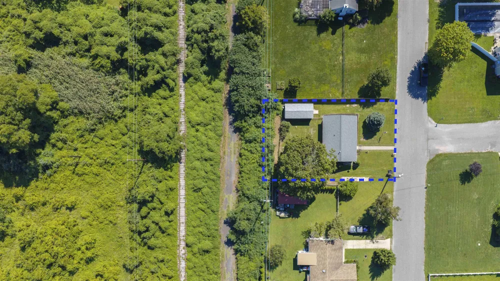 821 Cape Avenue Cold Spring, NJ 08204