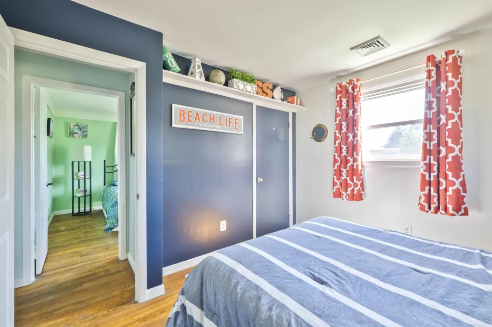821 Cape Avenue Cold Spring, NJ 08204