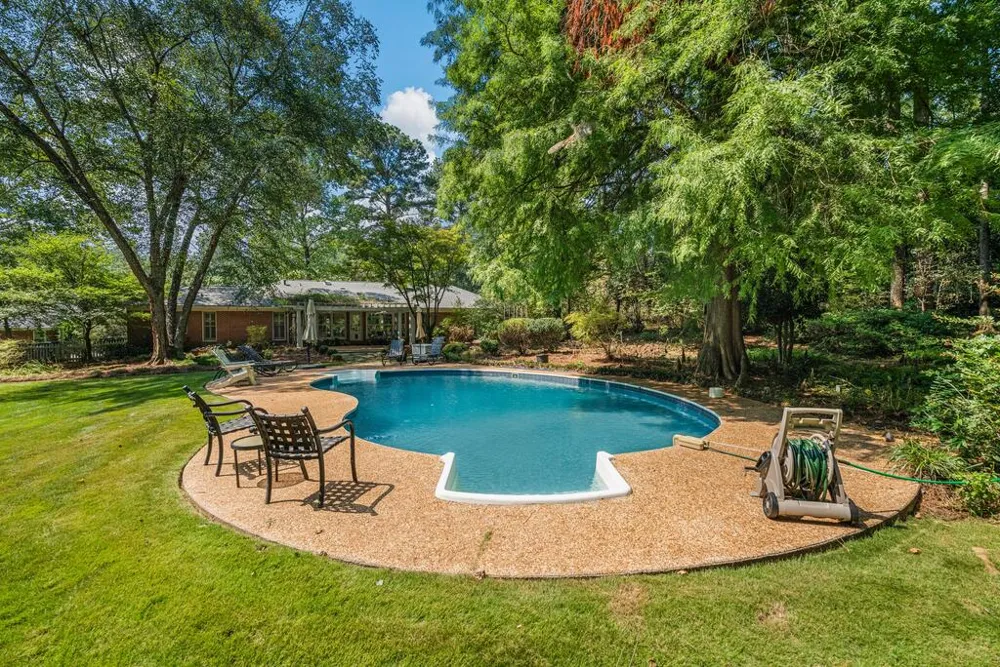 6156 Marlowe Drive Columbus, GA 31904