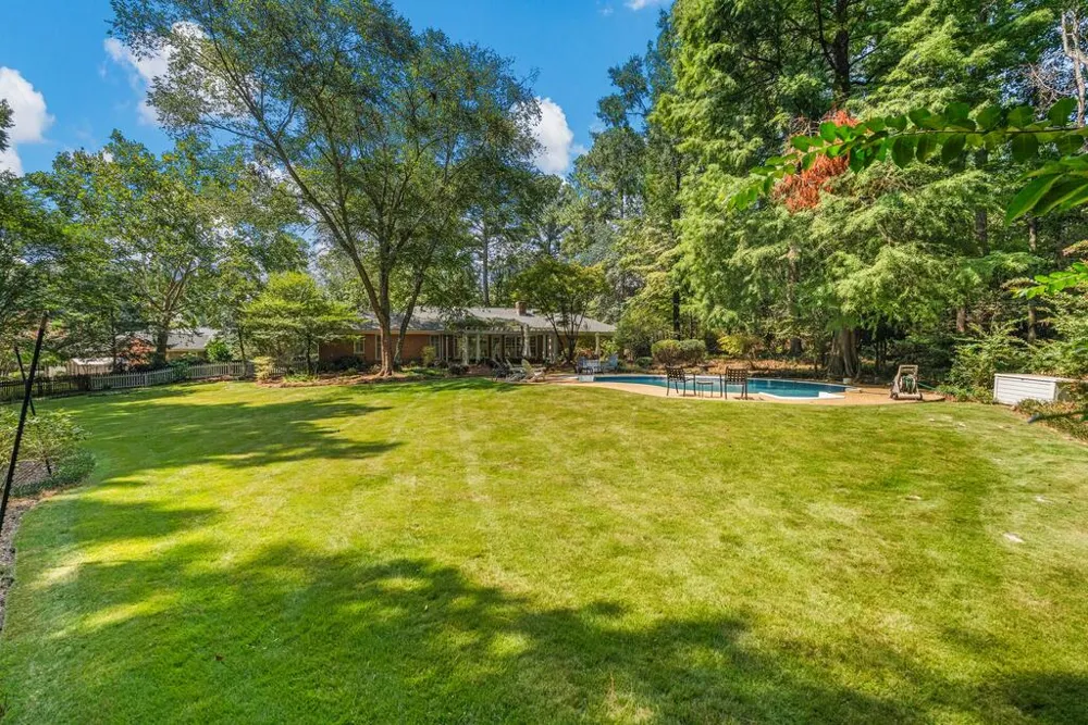 6156 Marlowe Drive Columbus, GA 31904