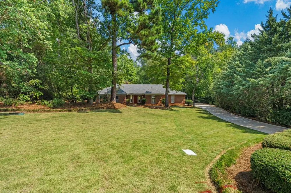 6156 Marlowe Drive Columbus, GA 31904