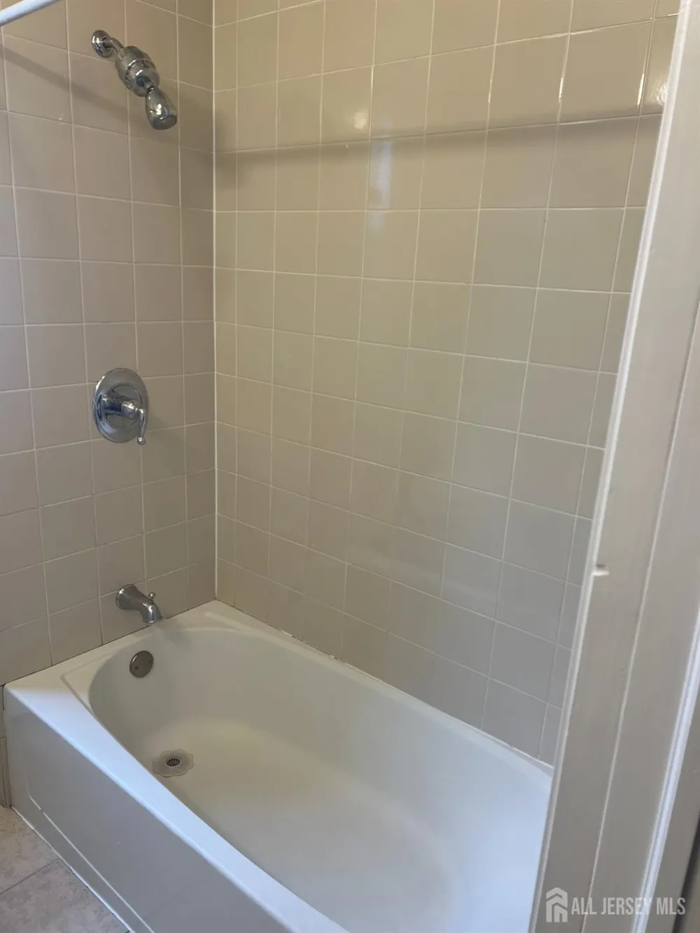 44 High Street #2 New Brunswick, NJ 08901