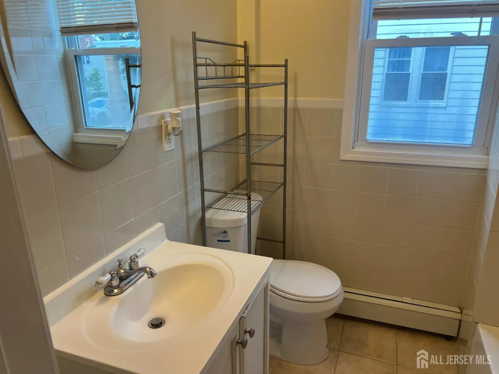 44 High Street #2 New Brunswick, NJ 08901