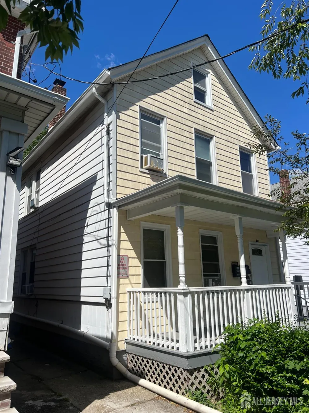 44 High Street #2 New Brunswick, NJ 08901