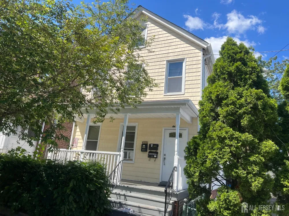 44 High Street #2 New Brunswick, NJ 08901