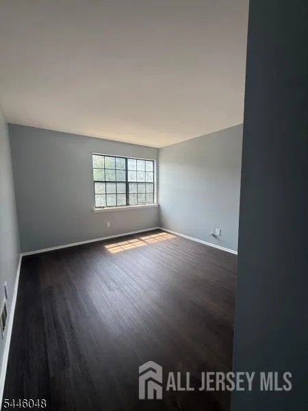 197-B Sierra Court Woodbridge Proper, NJ 07095