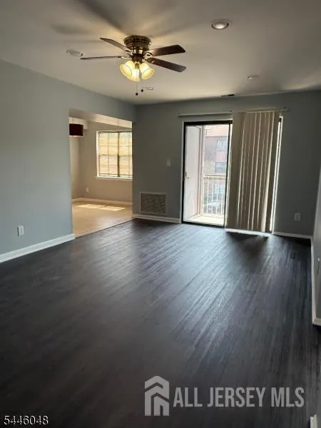197-B Sierra Court Woodbridge Proper, NJ 07095