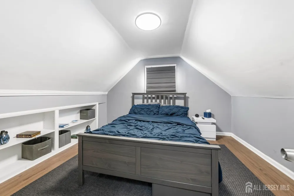81 Lois Avenue East Brunswick, NJ 08816