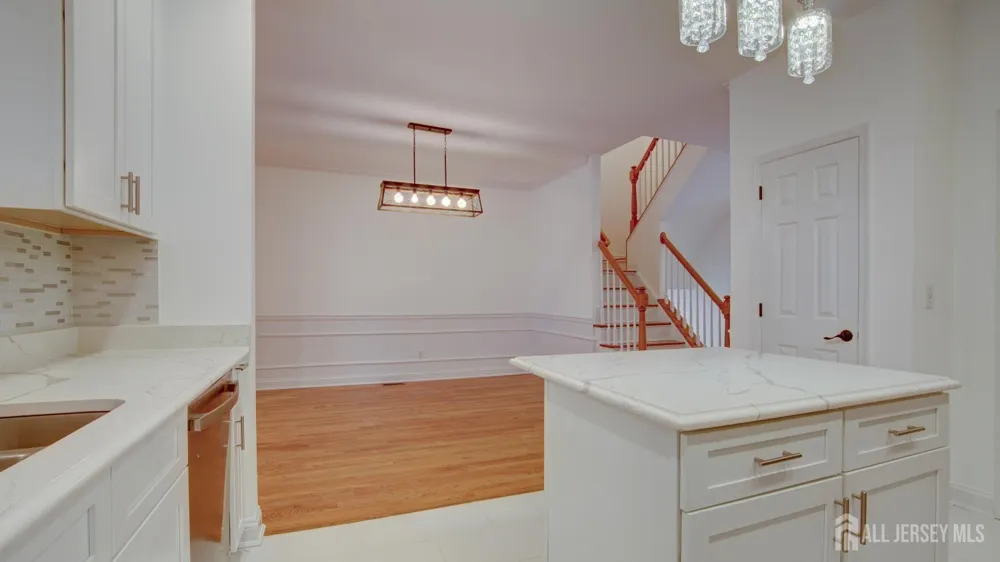 118 S Shore Drive S South Amboy, NJ 08879