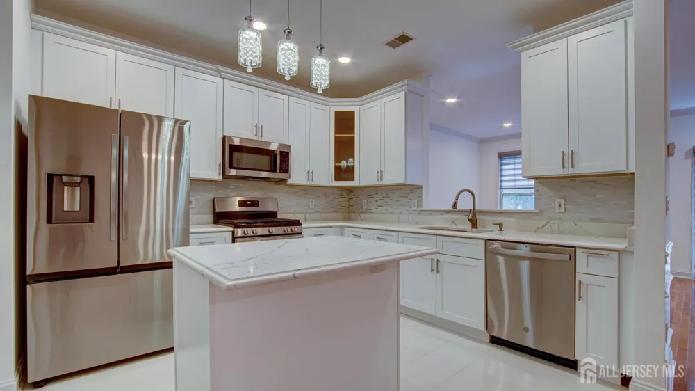 118 S Shore Drive S South Amboy, NJ 08879