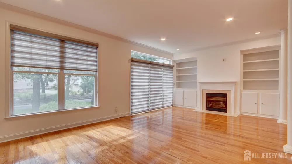 118 S Shore Drive S South Amboy, NJ 08879