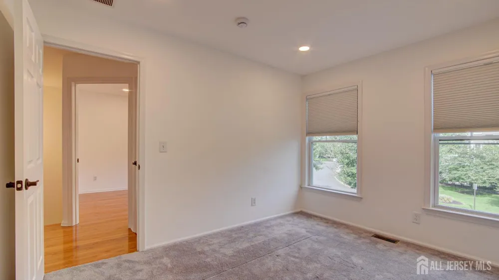 118 S Shore Drive S South Amboy, NJ 08879