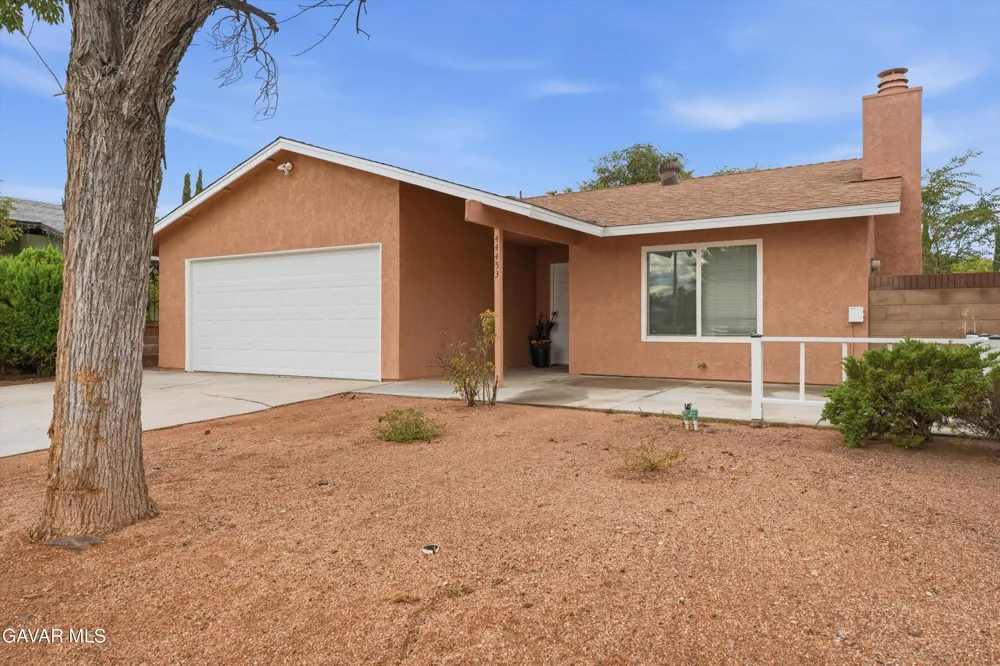 44453 Watford Ave Avenue Lancaster, CA 93535