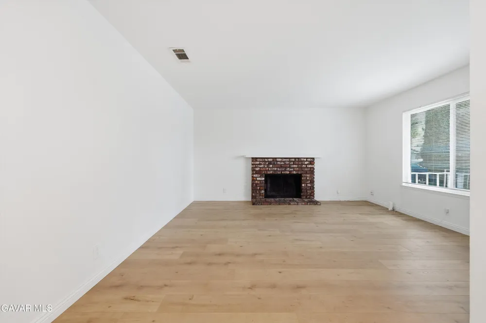 44453 Watford Ave Avenue Lancaster, CA 93535