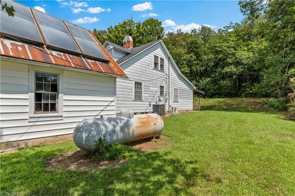 2316 Swan Creek Road Jonesville, NC 28642