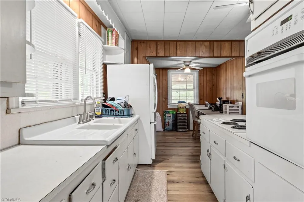 2316 Swan Creek Road Jonesville, NC 28642