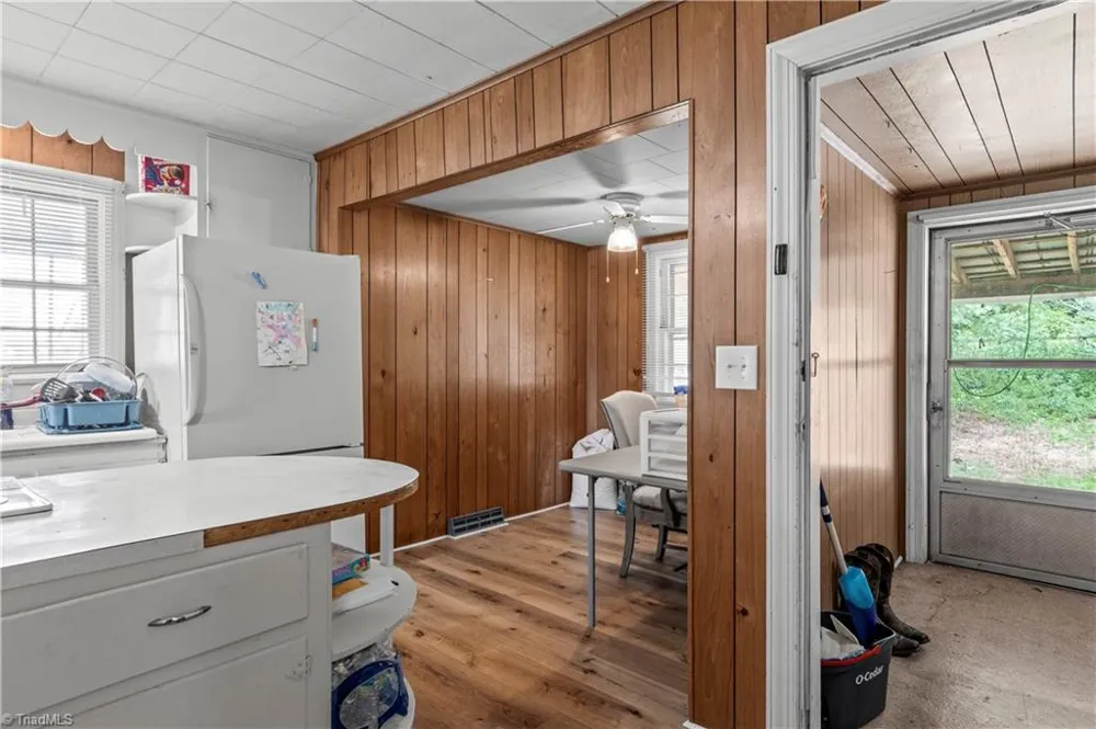 2316 Swan Creek Road Jonesville, NC 28642