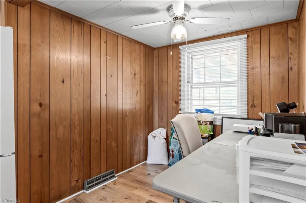2316 Swan Creek Road Jonesville, NC 28642