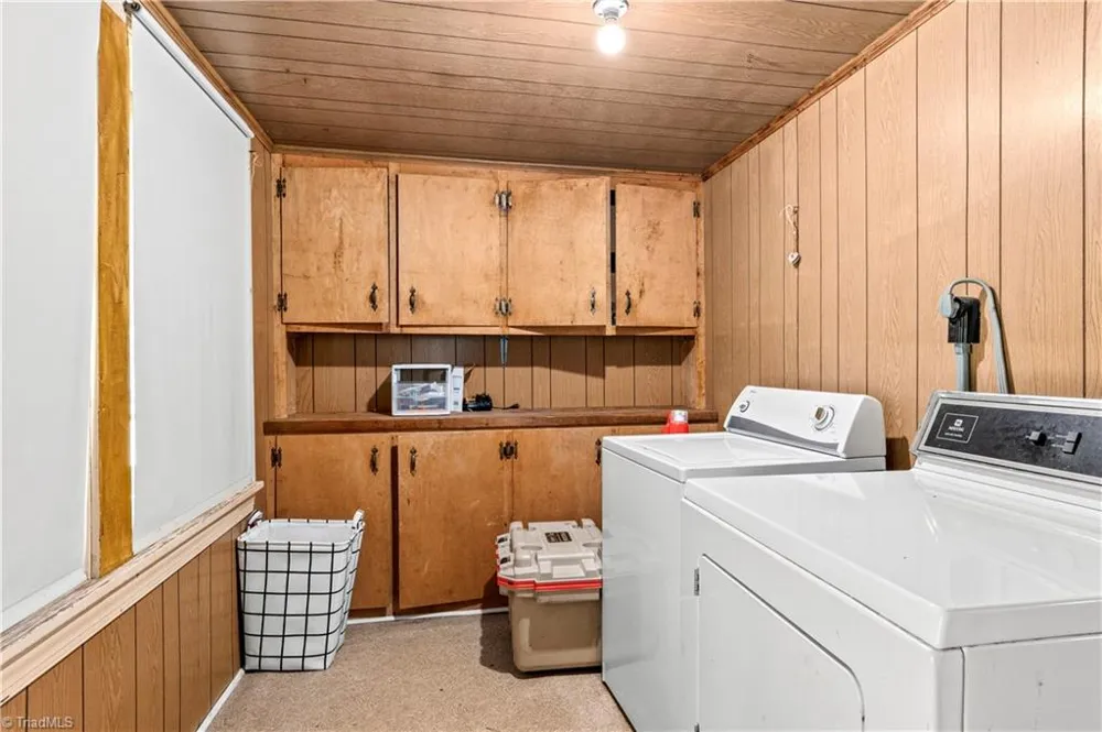 2316 Swan Creek Road Jonesville, NC 28642