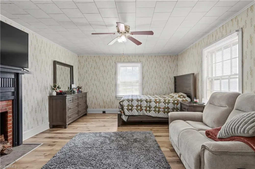 2316 Swan Creek Road Jonesville, NC 28642