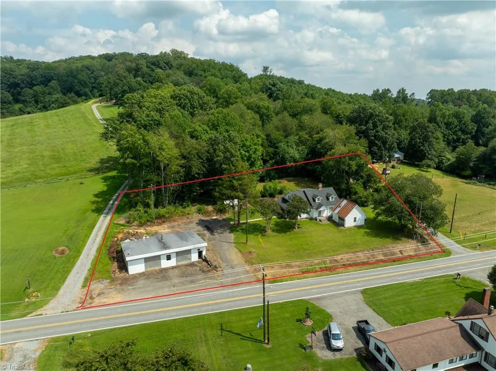 2316 Swan Creek Road Jonesville, NC 28642