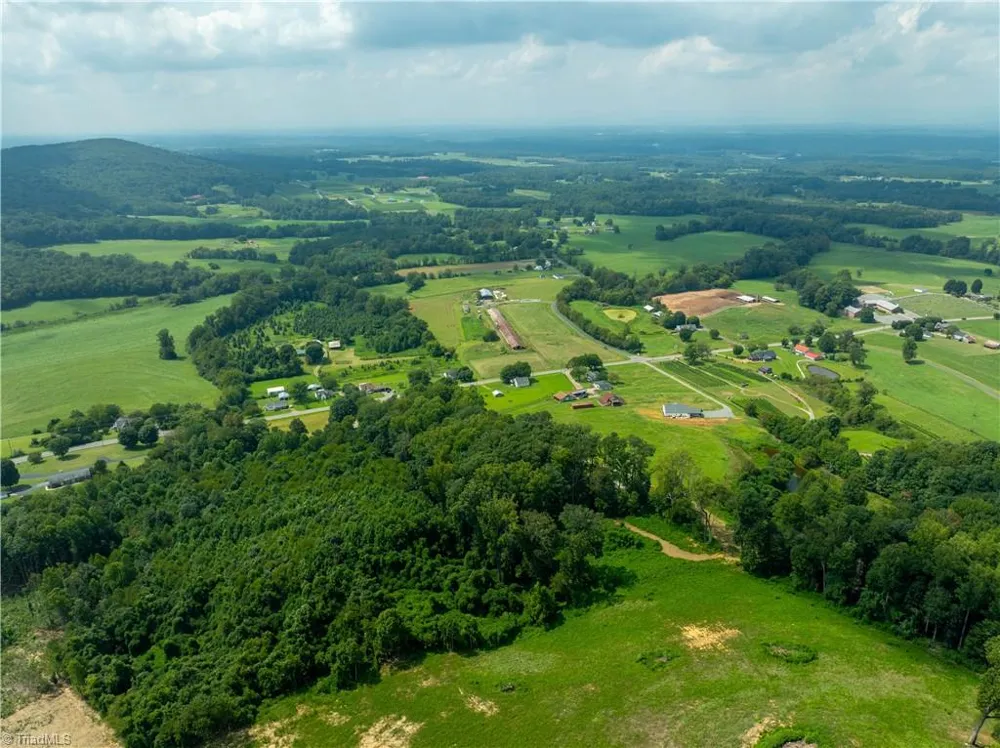 2316 Swan Creek Road Jonesville, NC 28642