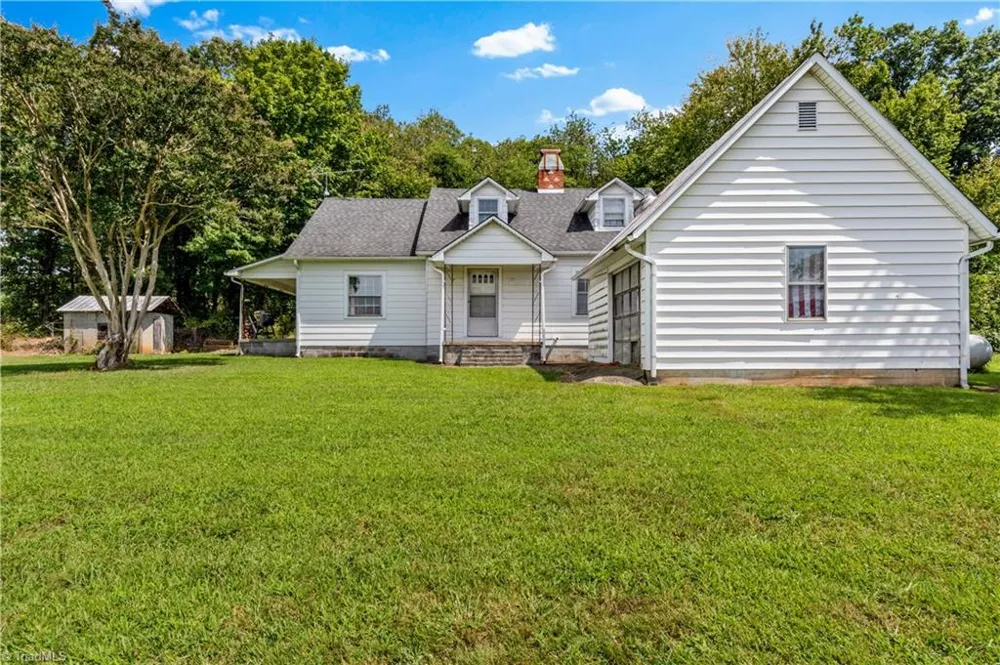 2316 Swan Creek Road Jonesville, NC 28642