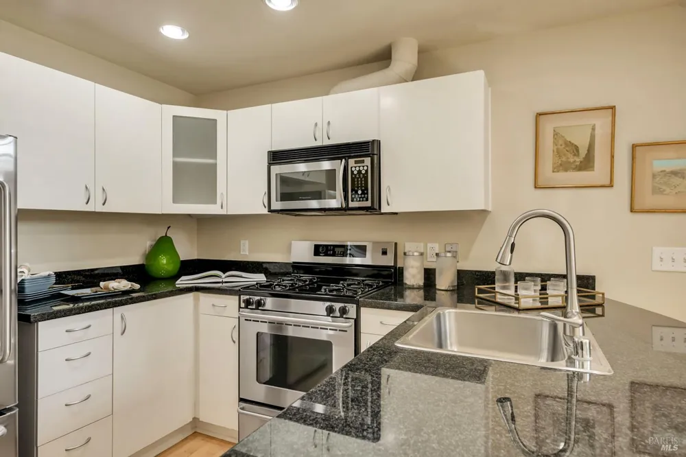 756 1st Street W ##10 Sonoma, CA 95476