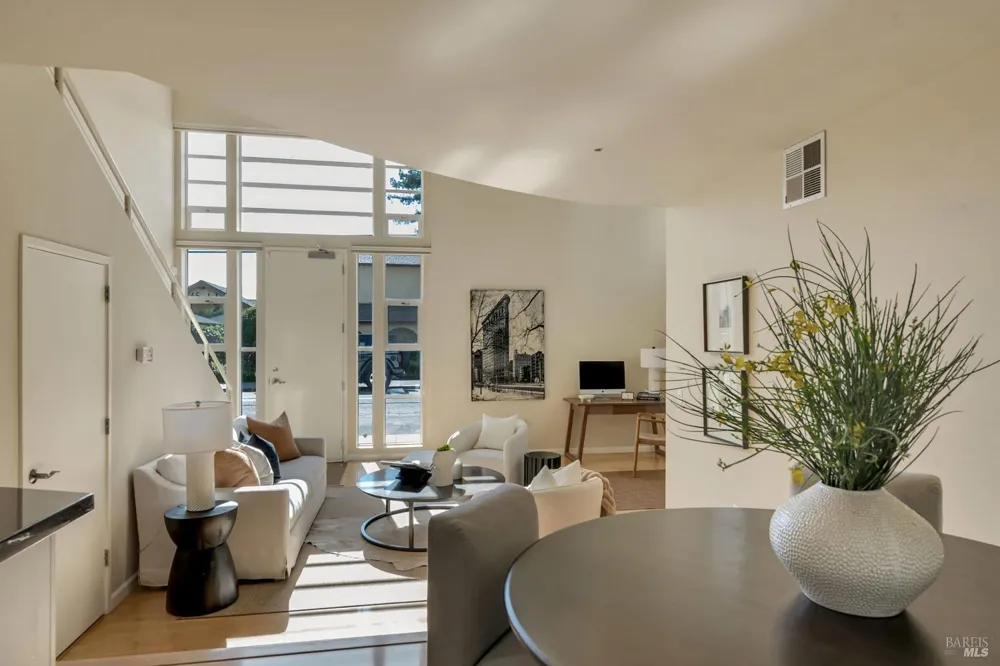 756 1st Street W ##10 Sonoma, CA 95476