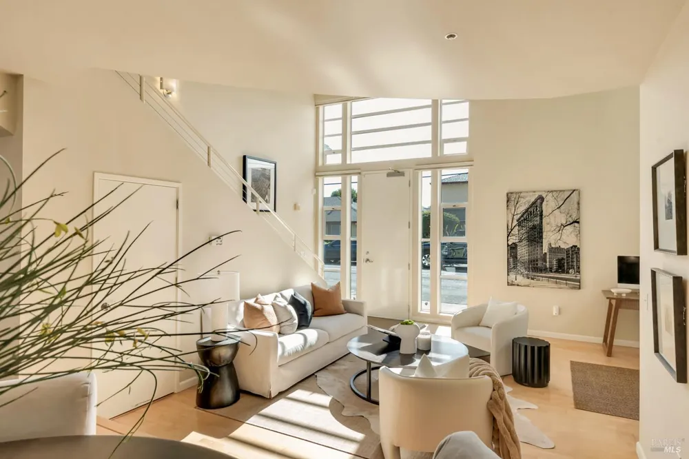 756 1st Street W ##10 Sonoma, CA 95476