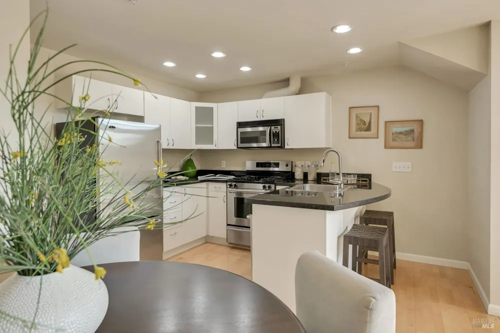 756 1st Street W ##10 Sonoma, CA 95476
