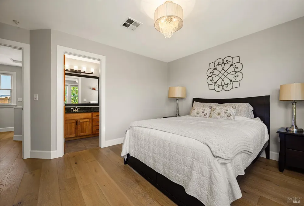326 Liberty Street Petaluma, CA 94952