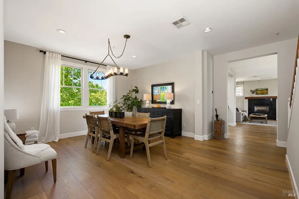 326 Liberty Street Petaluma, CA 94952