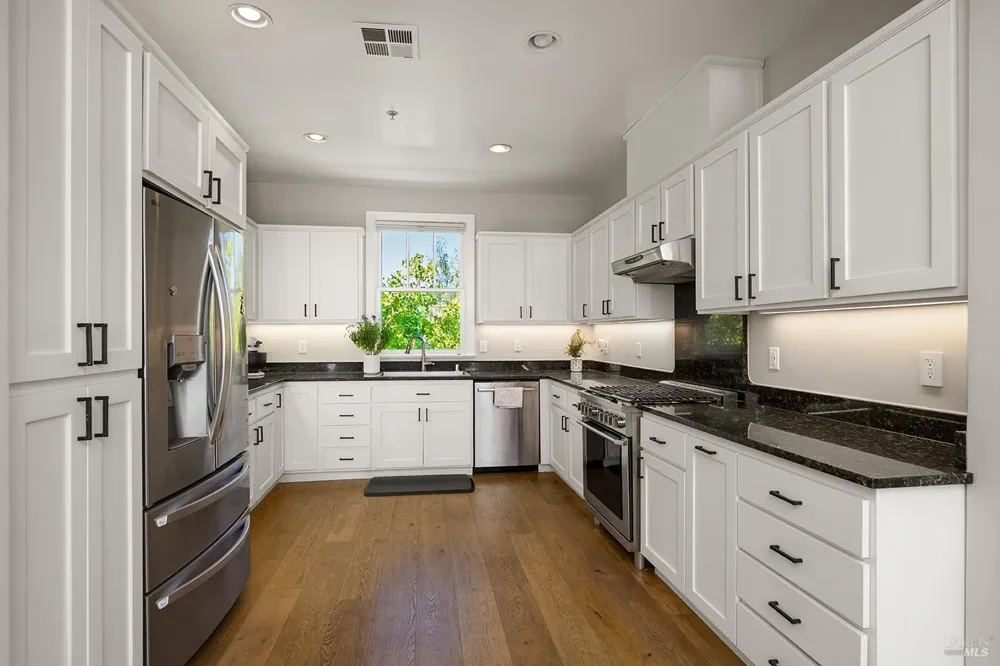 326 Liberty Street Petaluma, CA 94952