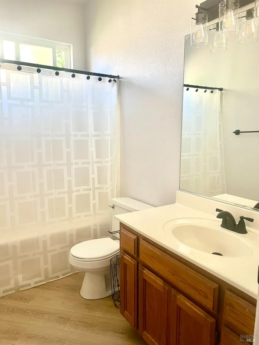 4450 Dumas Street Napa, CA 94558