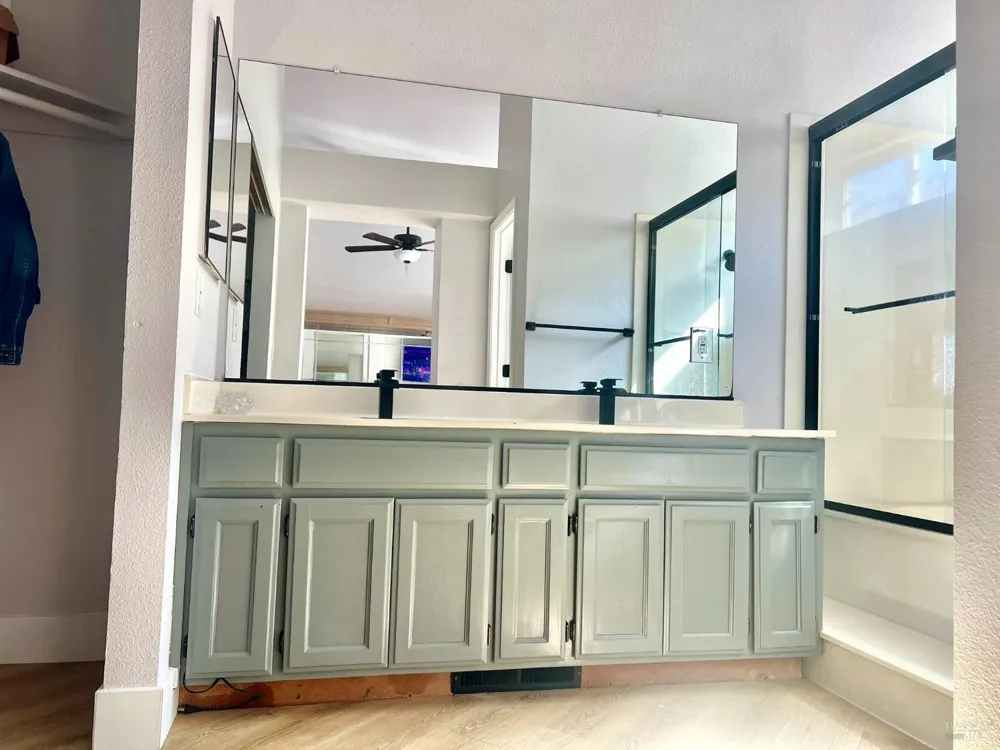 4450 Dumas Street Napa, CA 94558
