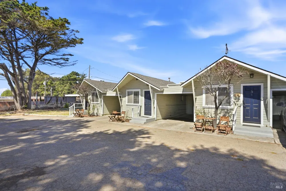 18725 Highway 1 Highway Fort Bragg, CA 95437