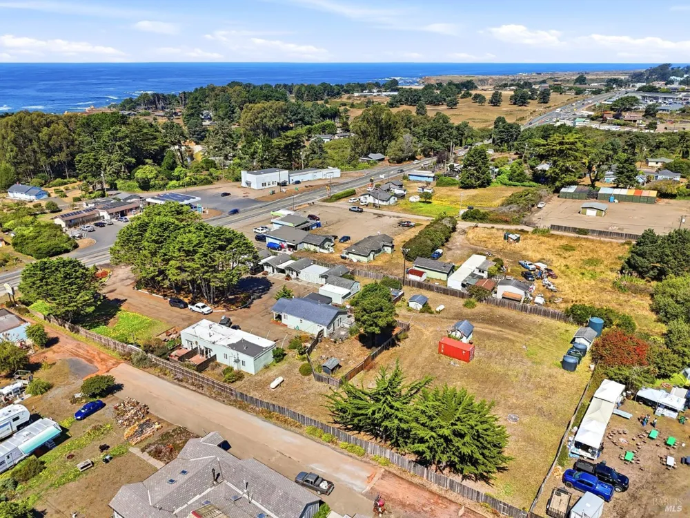 18725 Highway 1 Highway Fort Bragg, CA 95437
