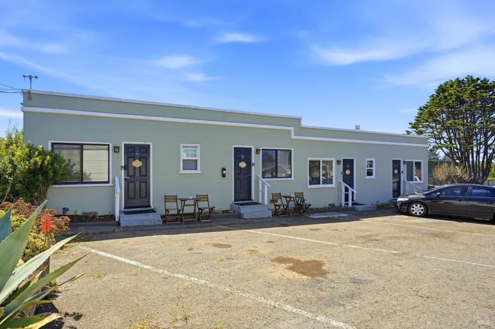 18725 Highway 1 Highway Fort Bragg, CA 95437