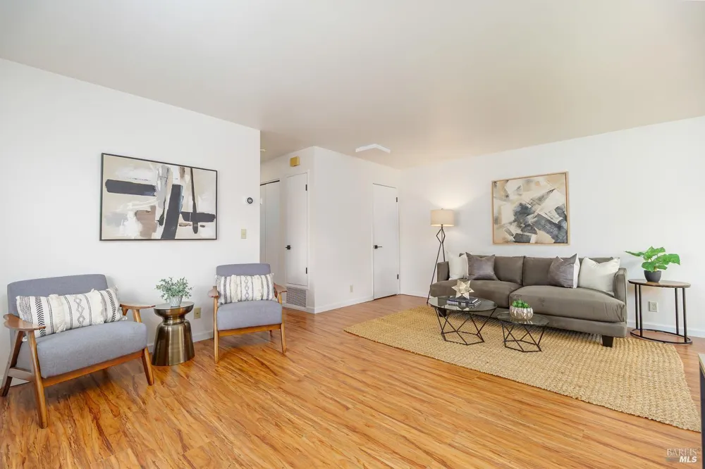 323 Silvio Lane Novato, CA 94947