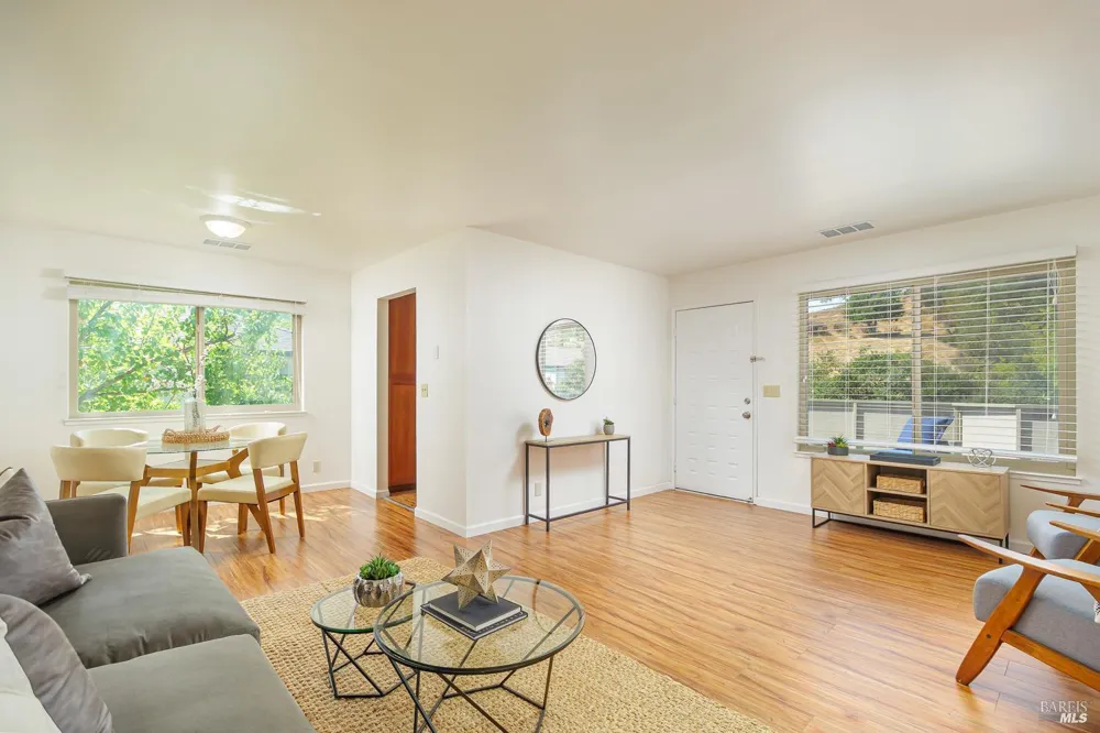 323 Silvio Lane Novato, CA 94947