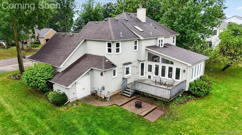 752 Cambridge Circle