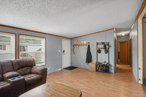 163 Scarlet Oak Court