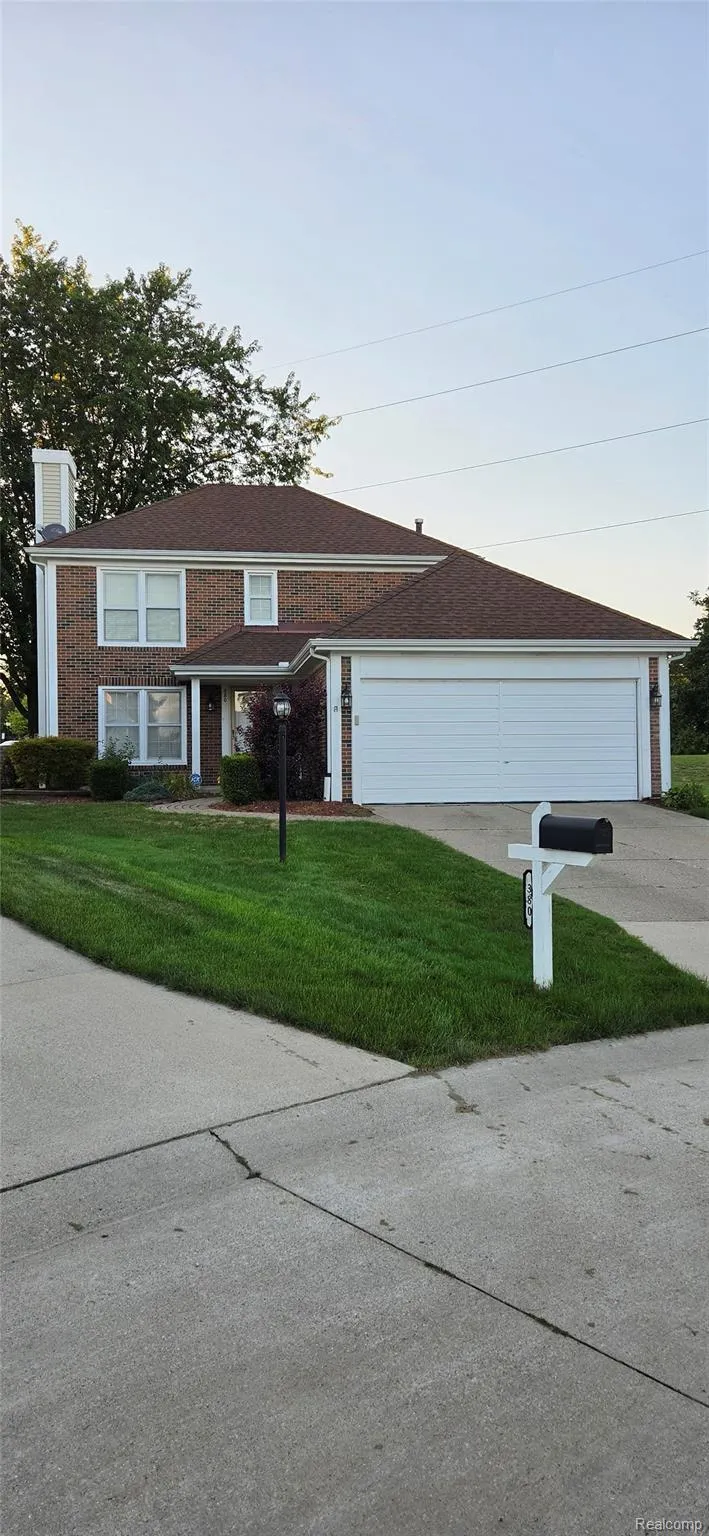 380 Huntington Court Rochester Hills City, MI 48307