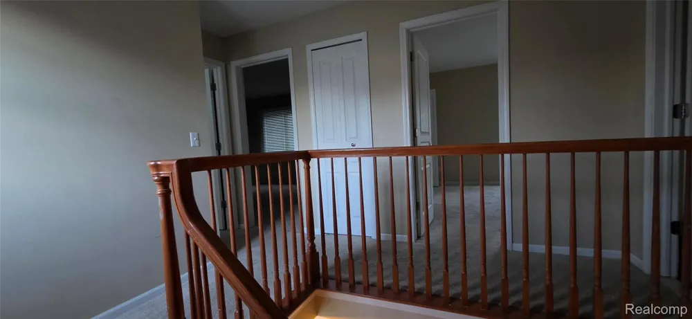 380 Huntington Court Rochester Hills City, MI 48307