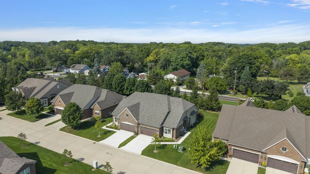 40679 Azalea Drive Clinton Charter Township, MI 48036