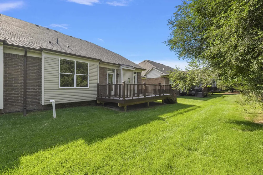 40679 Azalea Drive Clinton Charter Township, MI 48036