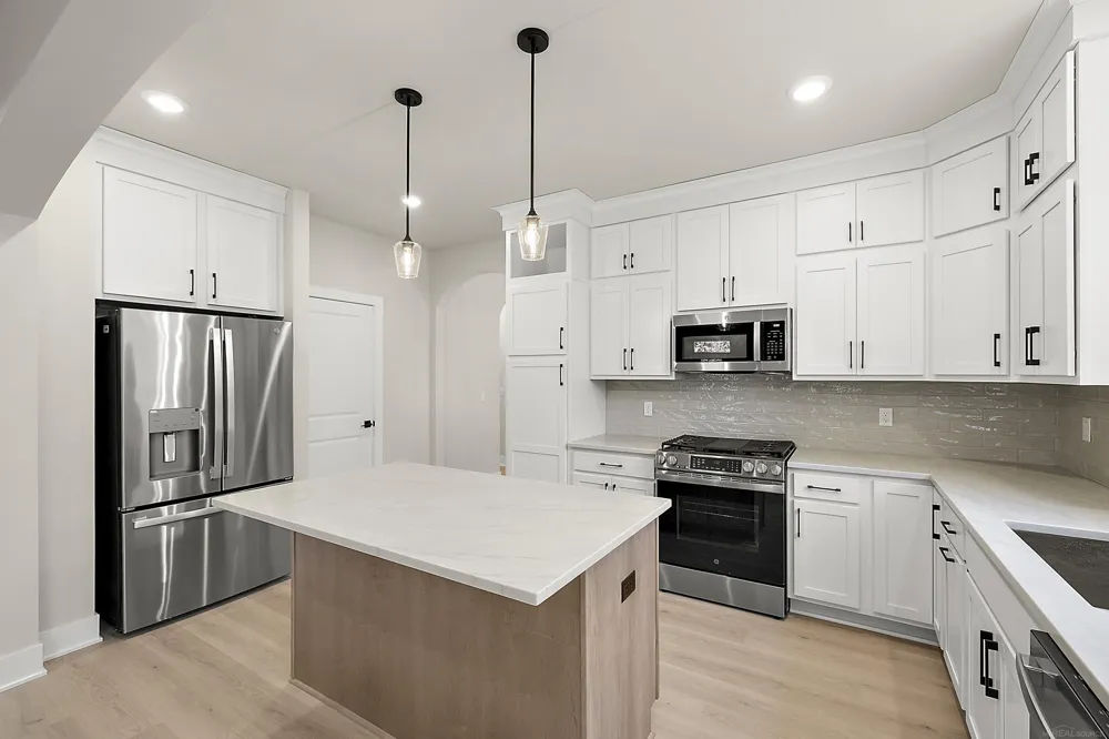 40679 Azalea Drive Clinton Charter Township, MI 48036