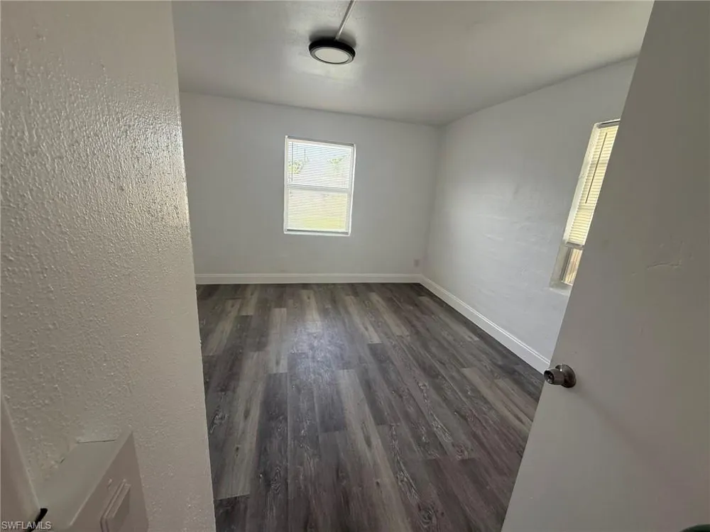 3049 2nd Street #4 Fort Myers, FL 33916