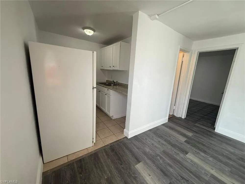 3049 2nd Street #4 Fort Myers, FL 33916